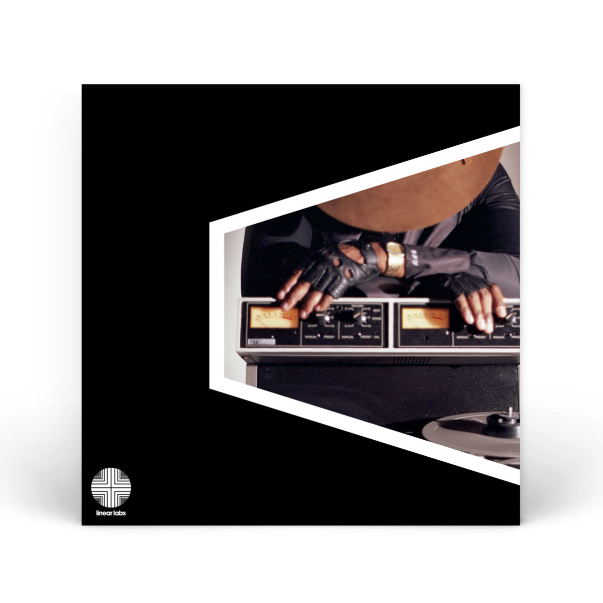 Adrian Younge - Adrian Younge Presents Linear Labs - São Paulo: Vinyl LP