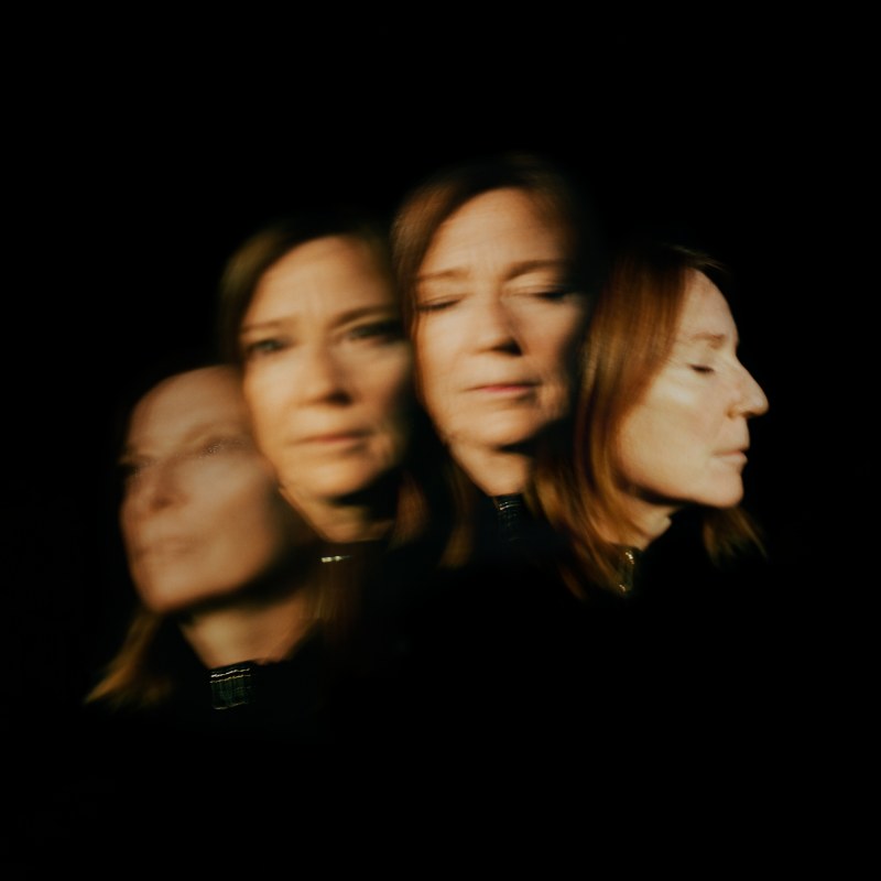 Beth Gibbons - Lives Outgrown: Limited Deluxe Vinyl LP (w/ 12-Page "Scrapbook" Booklet) + Exclusive Art Print